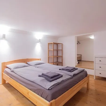 Weiner Cozy * Budapest